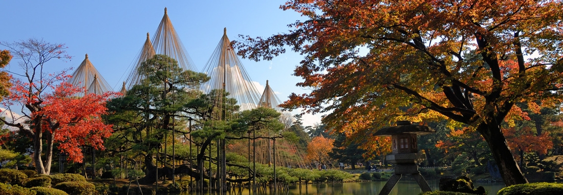 Koji Lantern in Kenrokuen Garden Kanazawa in Autumn